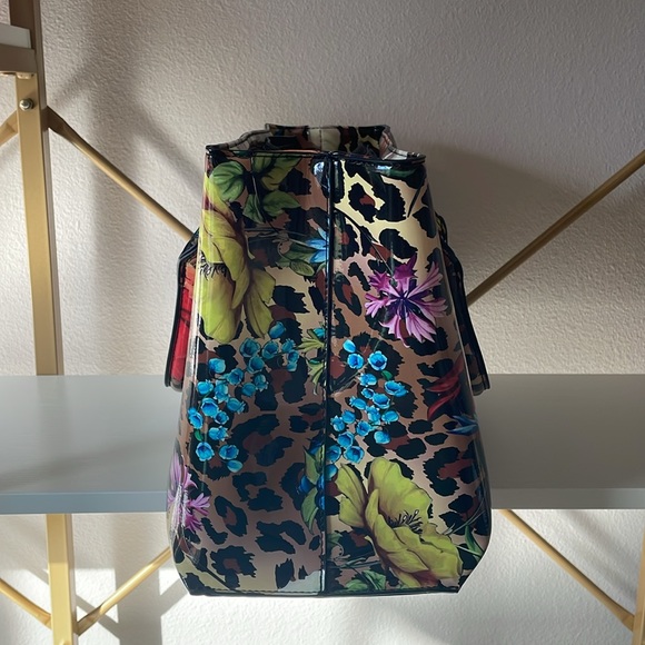 Versona Multicolored Leopard Print Purse w/ Crossbody (2) - Picture 7 of 13